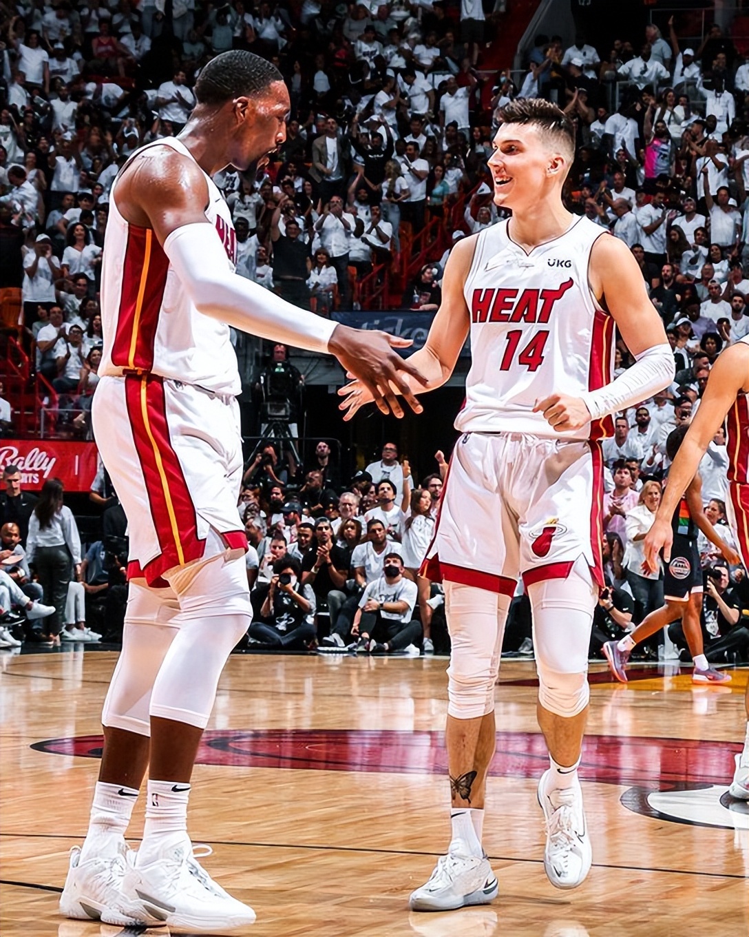 萨拉赫受伤埃及球迷-九游体育官网